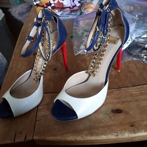 Guess by Marciano heels